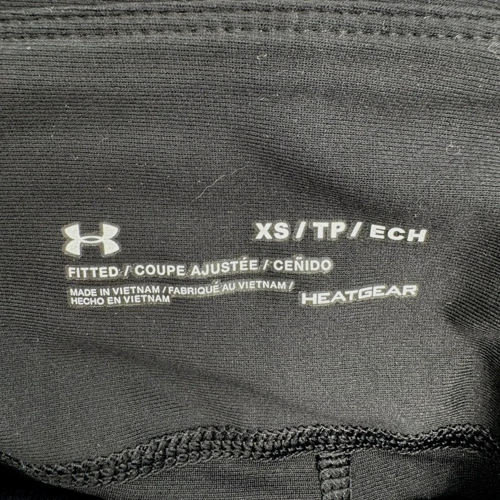 UNDER ARMOUR NWT Women's XS Black‎ Vanish Crop Leggings UA HeatGear Compression